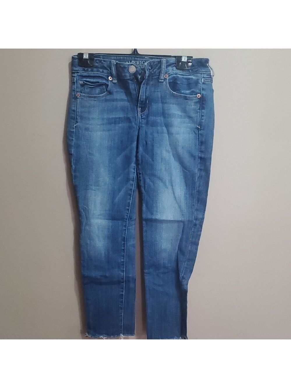 Blue Women's Slim Jeans - (Brand: American Eagle Outfitters) Size 4